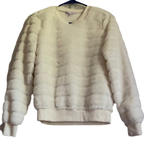 No Boundaries Sweaters - ❌❌❌SOLD❌❌❌No Boundaries White Sweater for Women